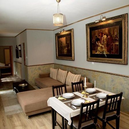 Vintage Apartment - Ultracentral, 2 Dormitoare Sighişoara Buitenkant foto