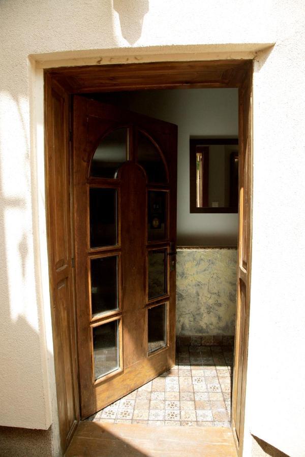 Vintage Apartment - Ultracentral, 2 Dormitoare Sighişoara Buitenkant foto